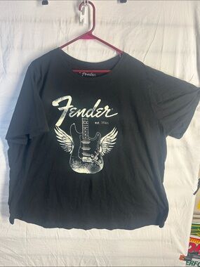 Fender Black Short-Sleeve Tee with White Guitar Wing Graphic